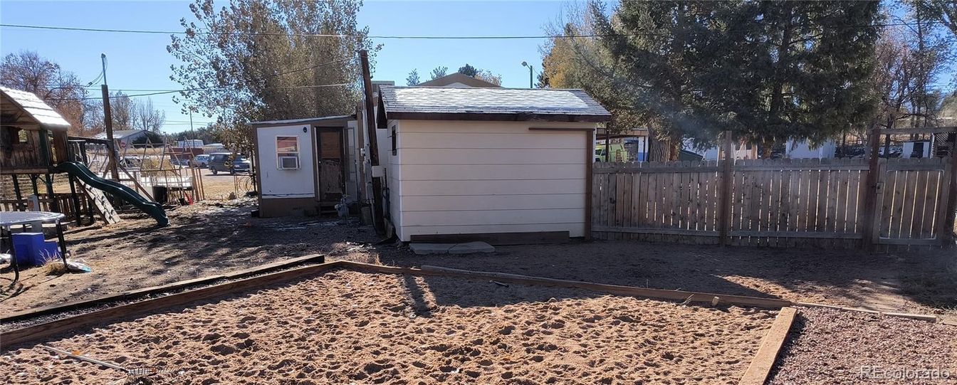Backyard, Exterior, Playground