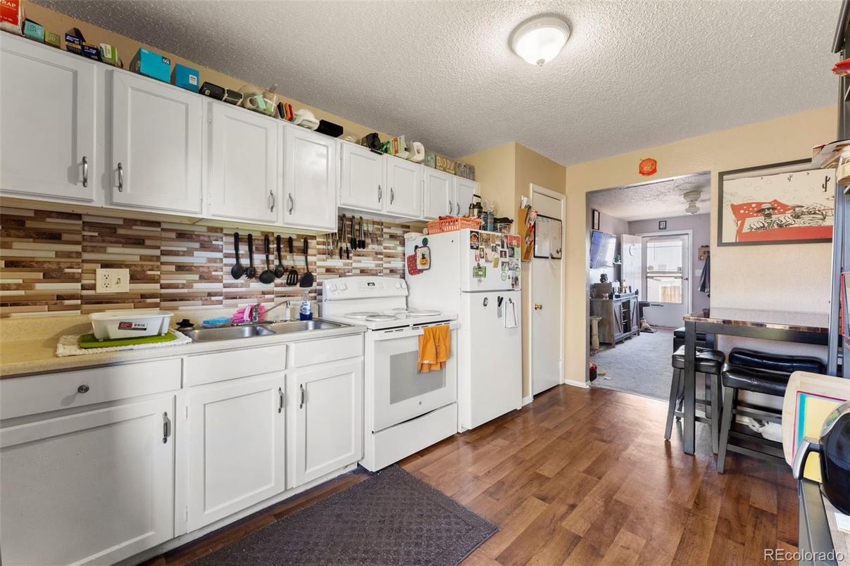 Interior, Kitchen, Wood Texture Flooring
