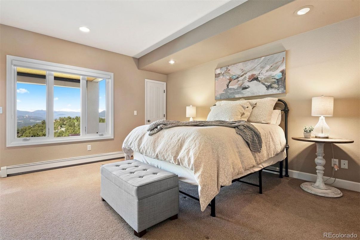 Bedroom, Interior, Recessed Lighting
