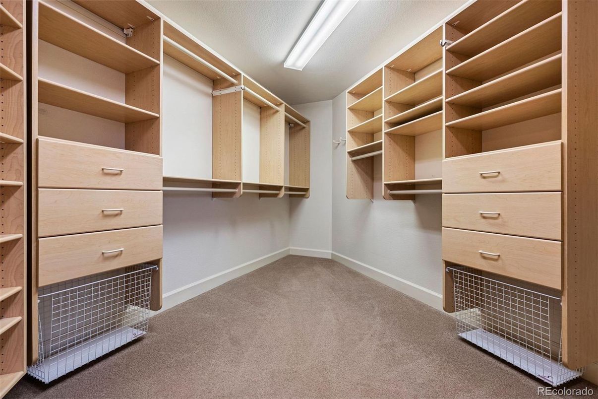 Interior, Walk-in Closets