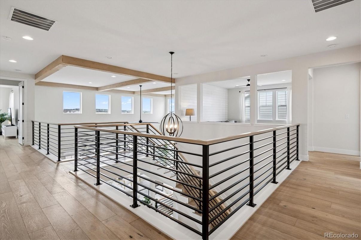 Interior, Pendant Lights, Recessed Lighting, Wood Texture Flooring