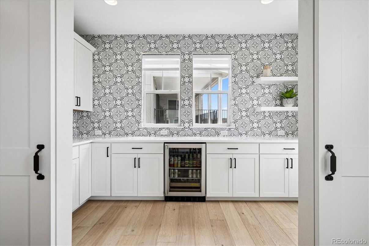 Interior, Kitchen, Recessed Lighting, Wood Texture Flooring