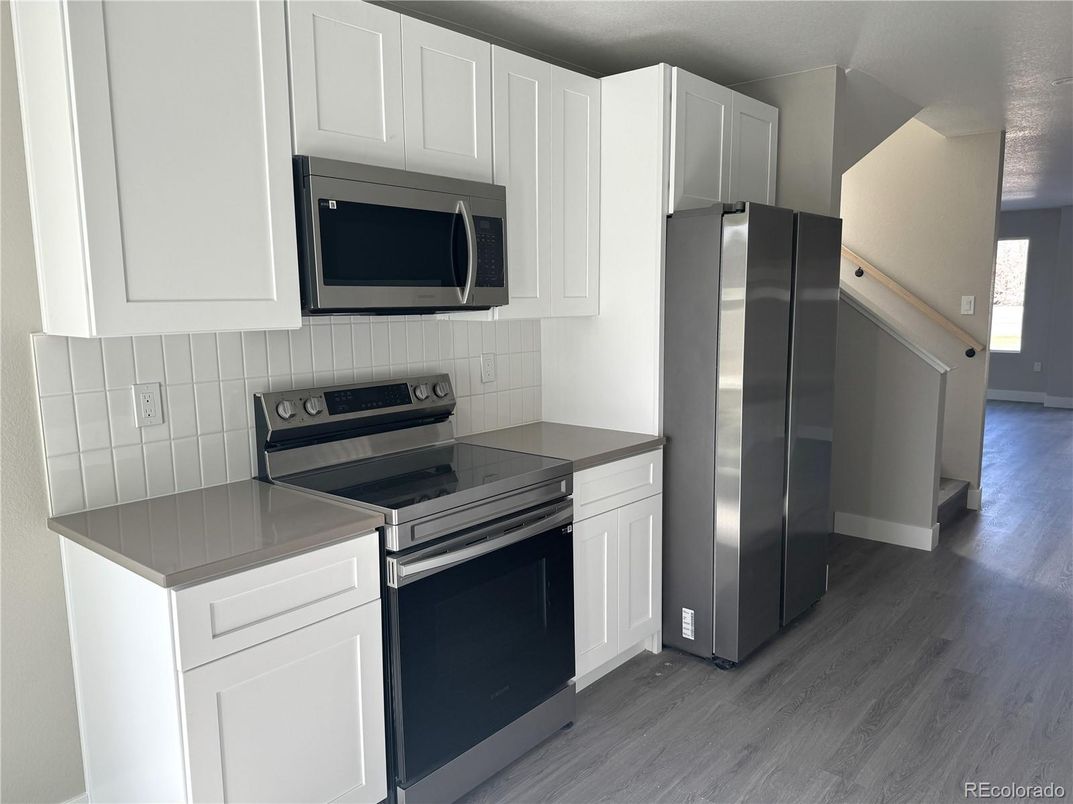 Interior, Kitchen, Stainless Steel Appliances, Wood Texture Flooring
