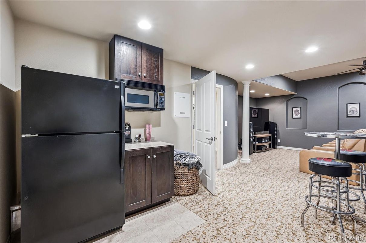 Interior, Kitchen, Recessed Lighting