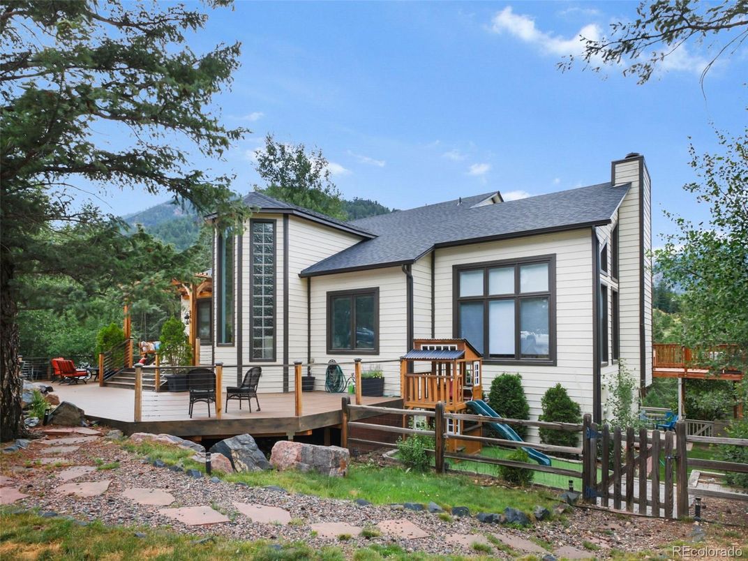 Backyard, Exterior, Playground