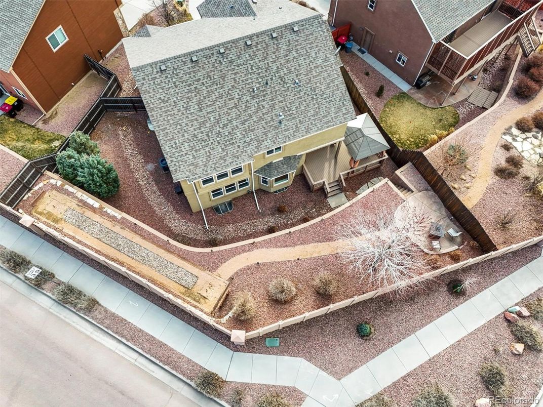 Exterior, Drone