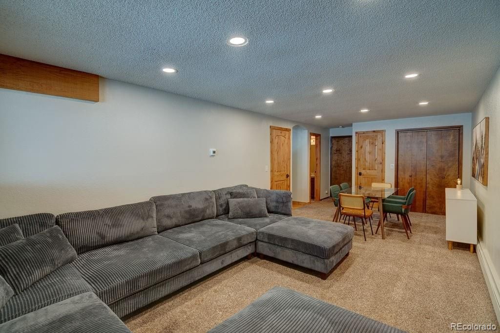 Dining room, Interior, Living room, Recessed Lighting