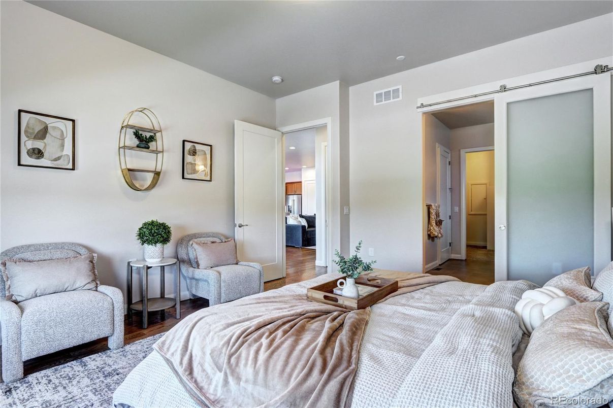 Bedroom, Interior, Wood Texture Flooring