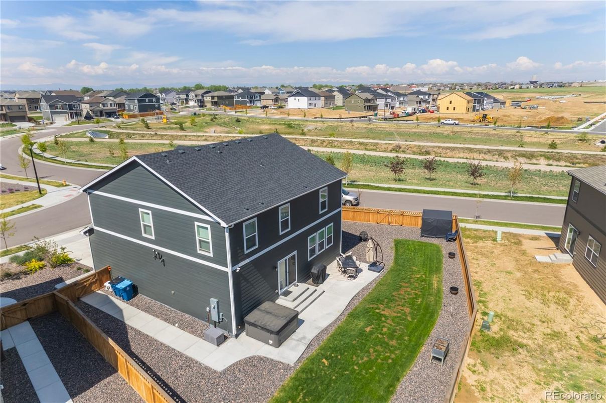 Exterior, Drone