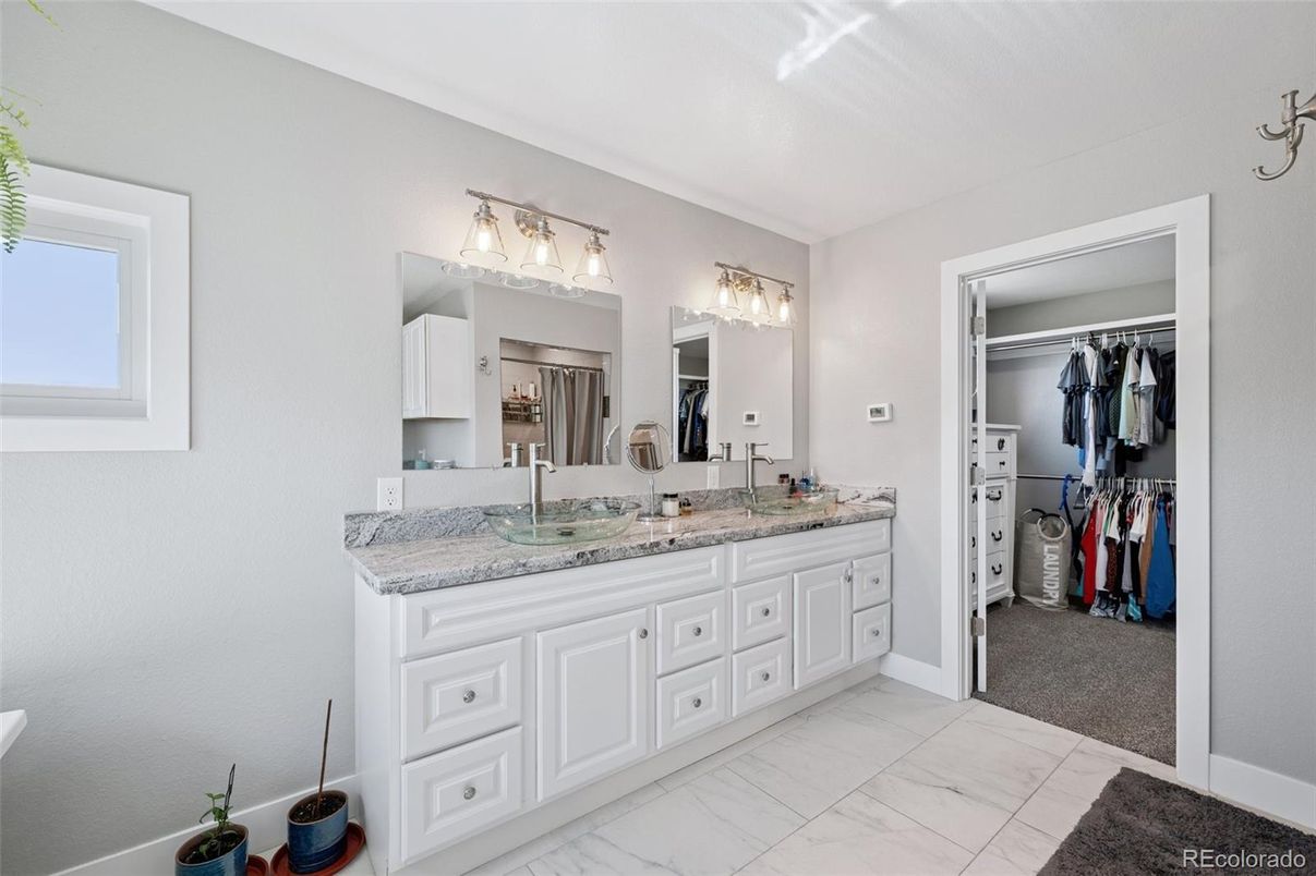 Bathroom, Dual Sink Vanities, Interior, Marble