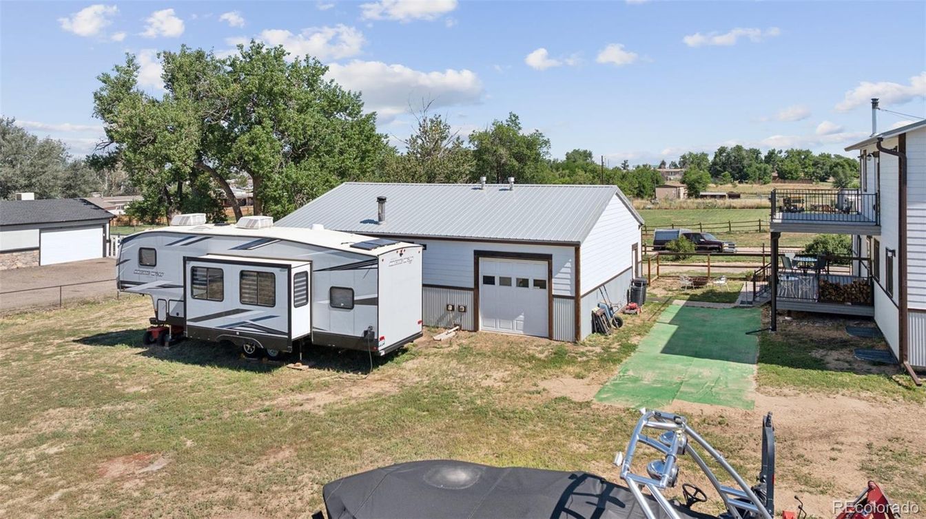 Backyard, Detached Garage, Exterior