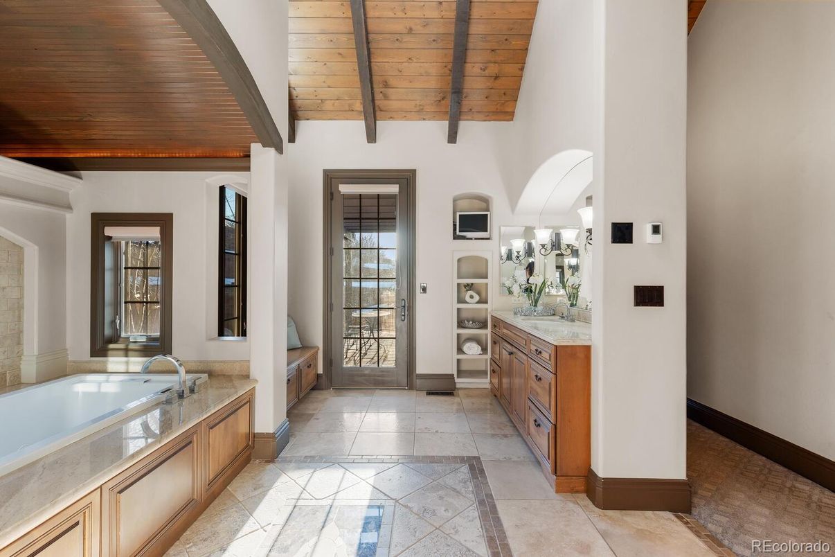 Bathroom, Interior, Wooden Beams, Wooden Ceilings