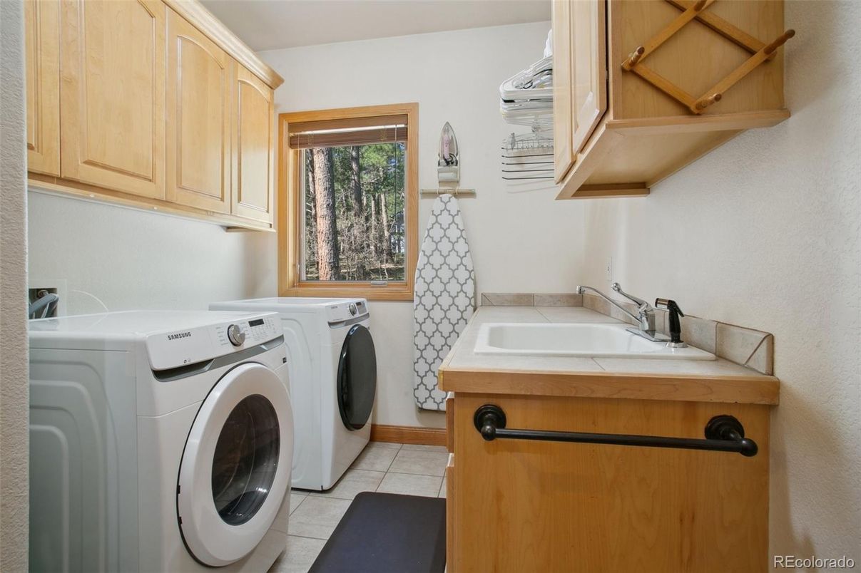 Interior, Washer