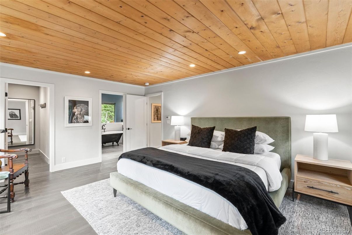 Bedroom, Interior, Recessed Lighting, Wooden Ceilings, Wood Texture Flooring