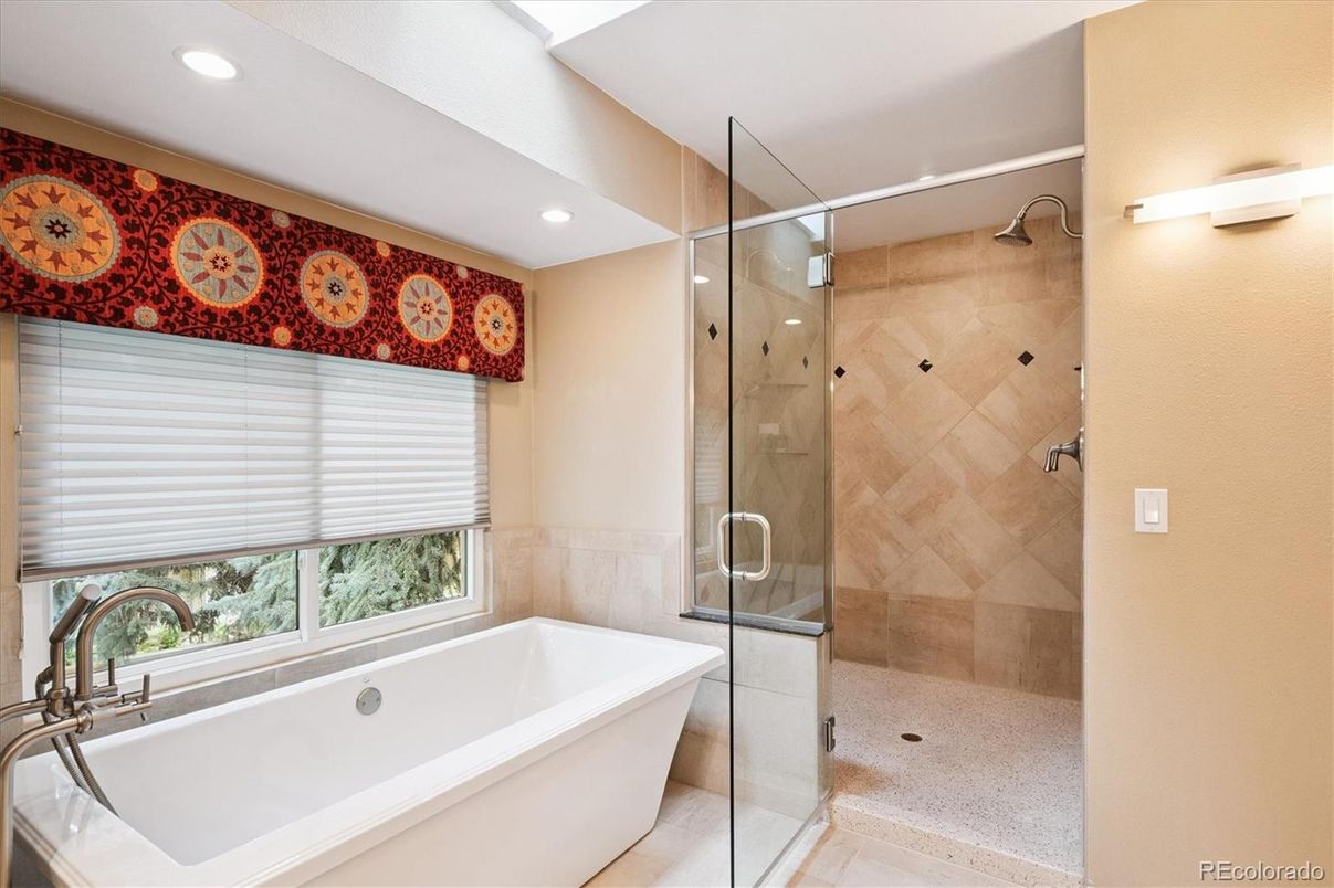 Bathroom, Free Standing Baths, Glass Shower, Interior, Recessed Lighting