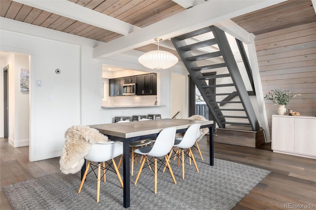 Dining room, Interior, Kitchen, Pendant Lights, Wooden Ceilings, Wood Texture Flooring, Wooden Walls