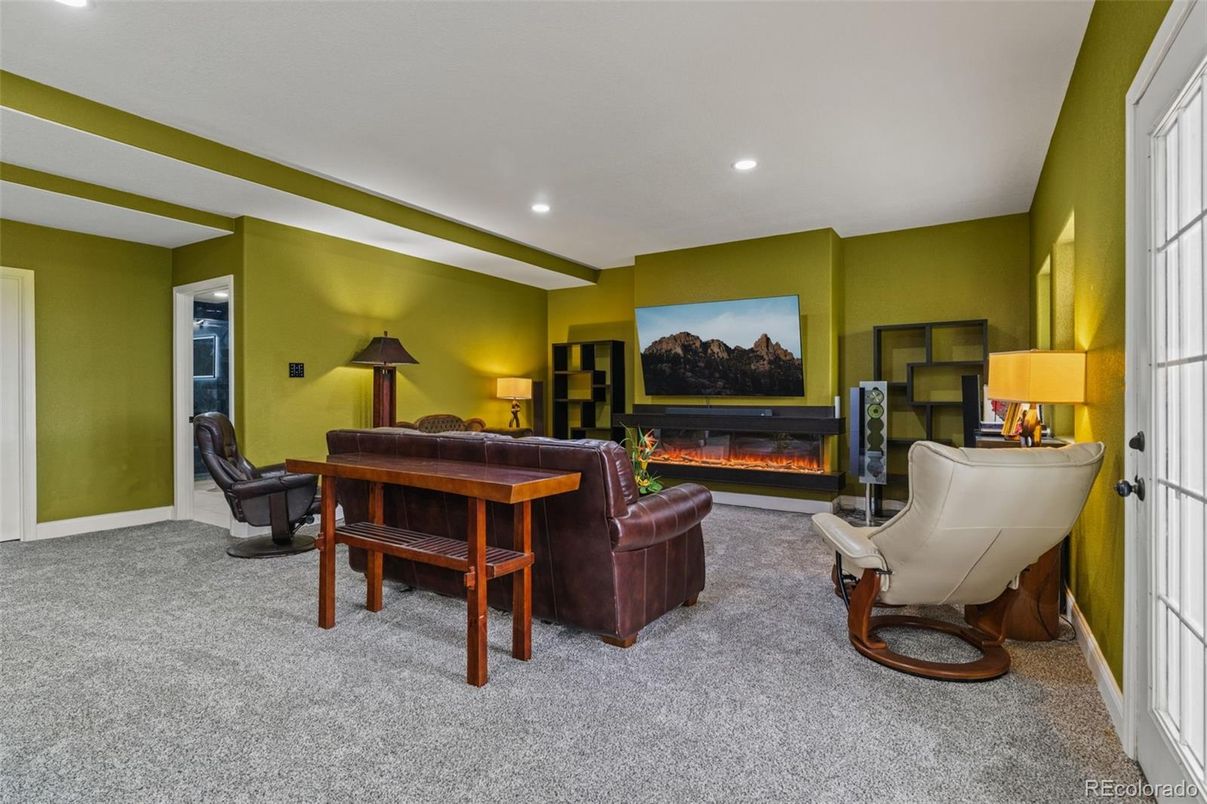 Fireplace, Interior, Living room, Recessed Lighting