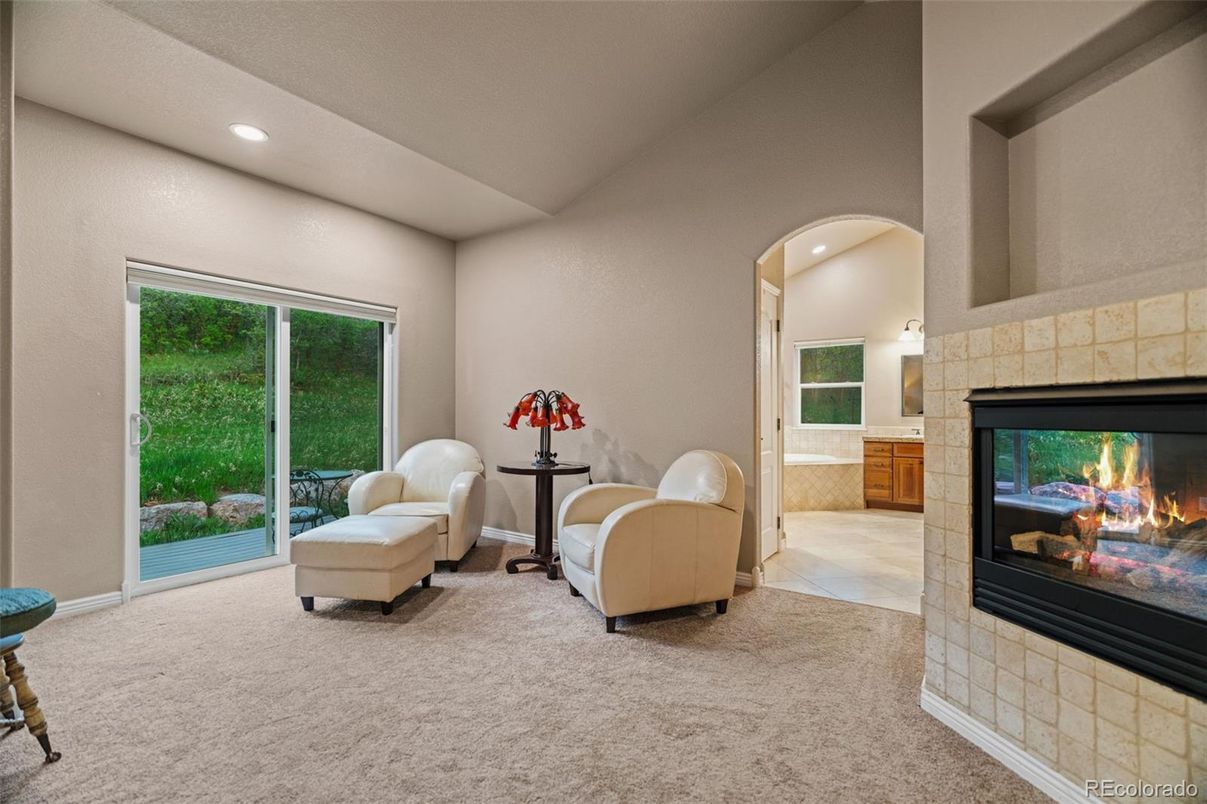 Fireplace, Interior, Recessed Lighting