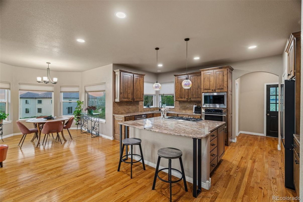 Chandelier, Dining room, Interior, Kitchen, Pendant Lights, Recessed Lighting, Wood Texture Flooring