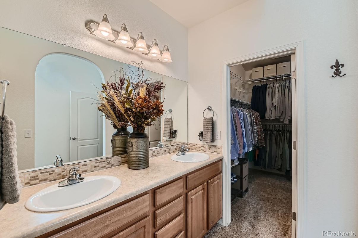 Bathroom, Dual Sink Vanities, Interior, Walk-in Closets