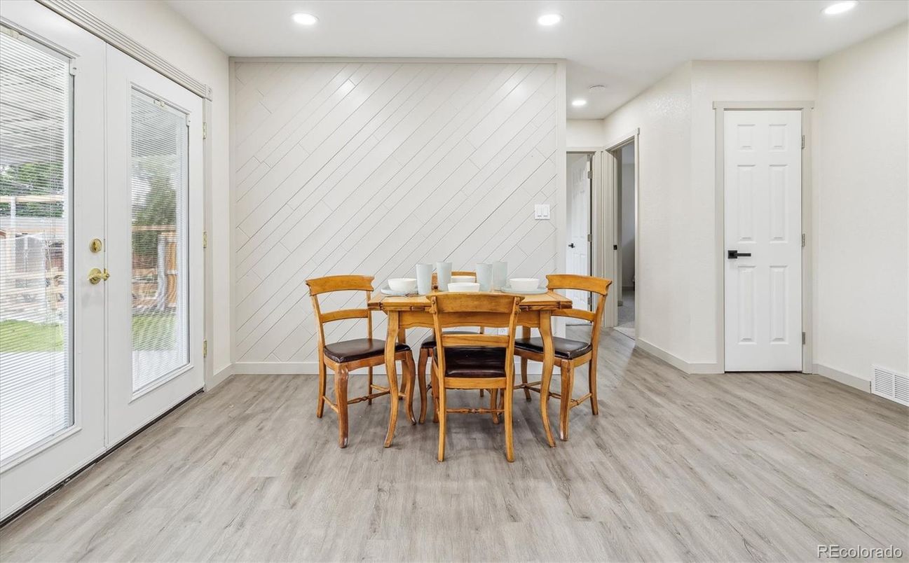 Dining room, Interior, Recessed Lighting, Wood Texture Flooring