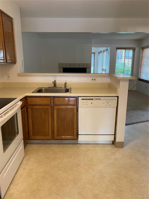 Interior, Kitchen