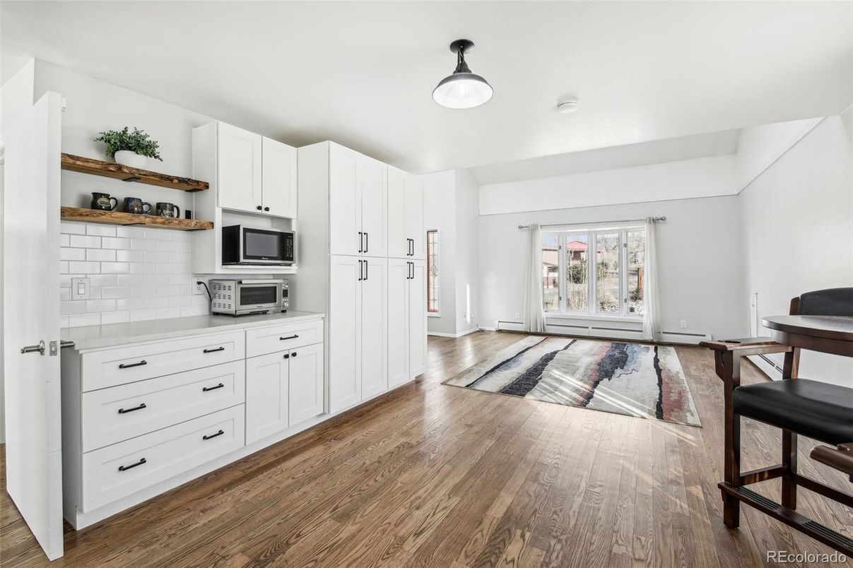 Interior, Kitchen, Stainless Steel Appliances, Wood Texture Flooring