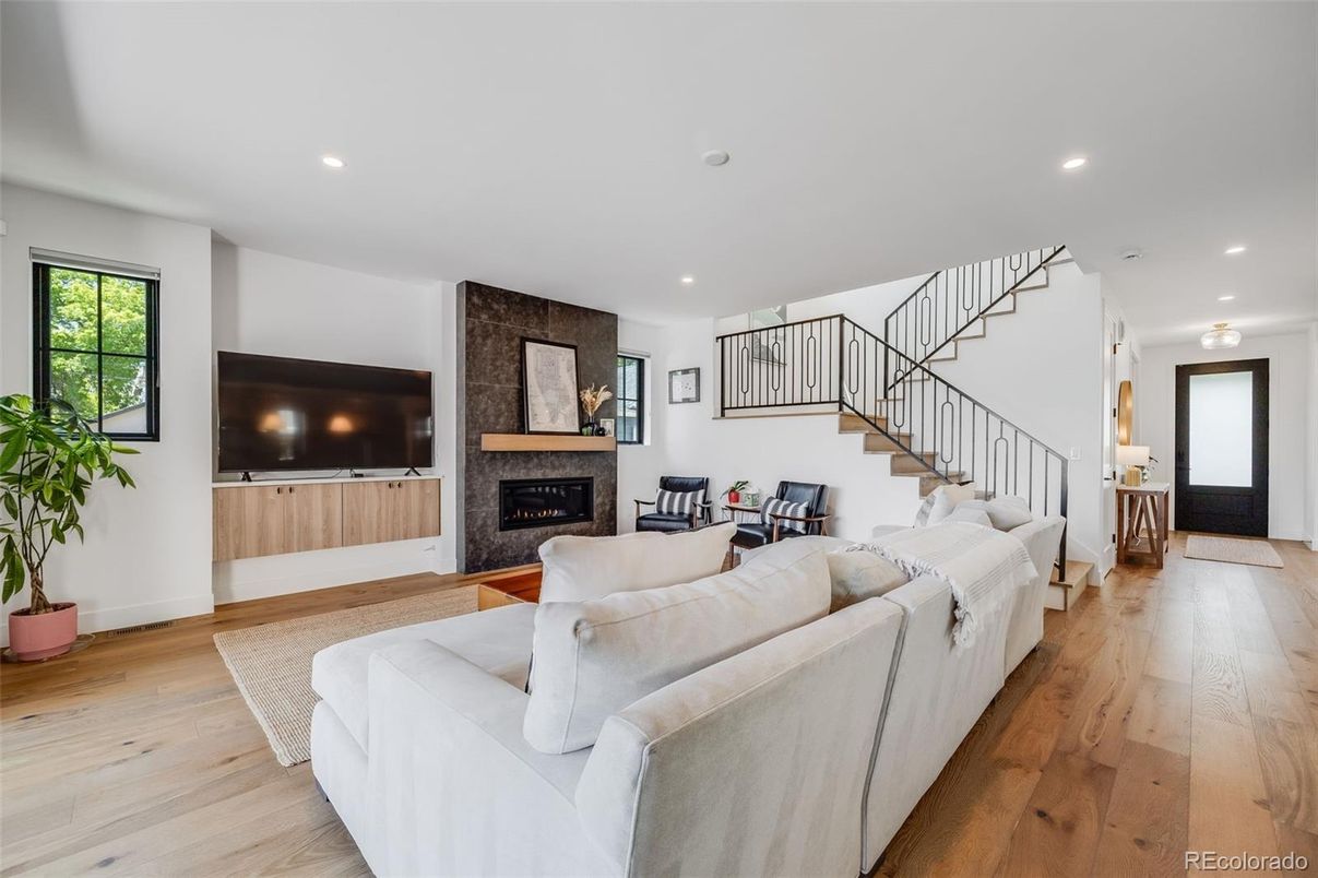 Fireplace, Interior, Living room, Recessed Lighting, Wood Texture Flooring