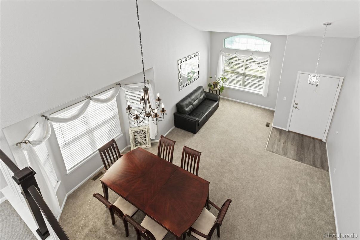 Chandelier, Dining room, Interior, Pendant Lights