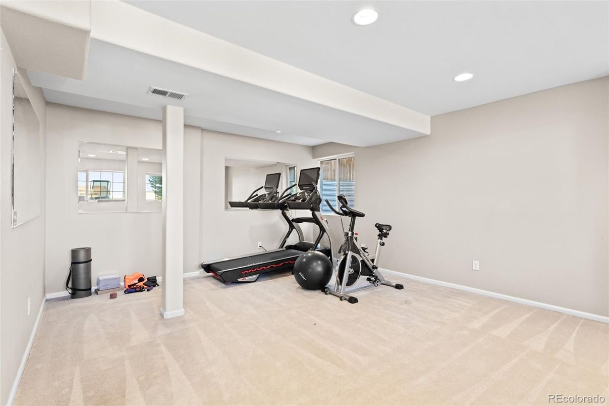 Fitness Equipment, Interior, Recessed Lighting