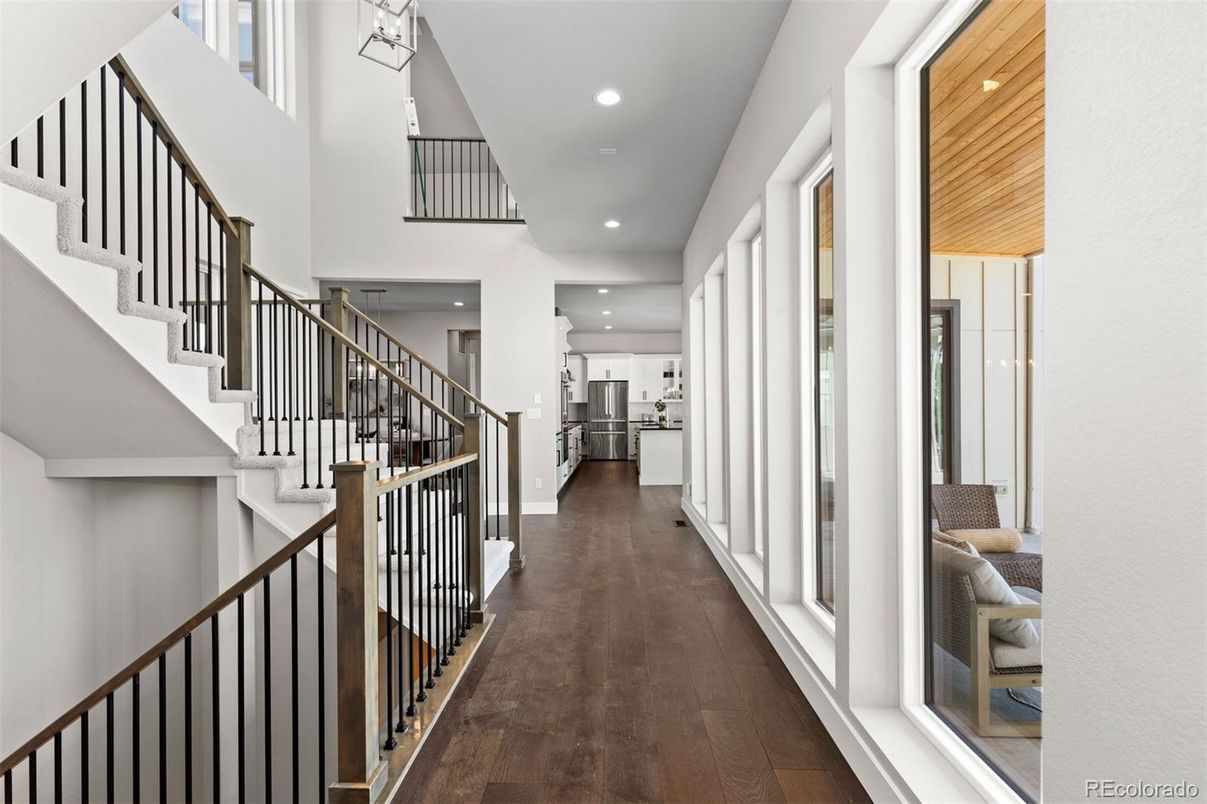 Interior, Recessed Lighting, Wooden Ceilings, Wood Texture Flooring