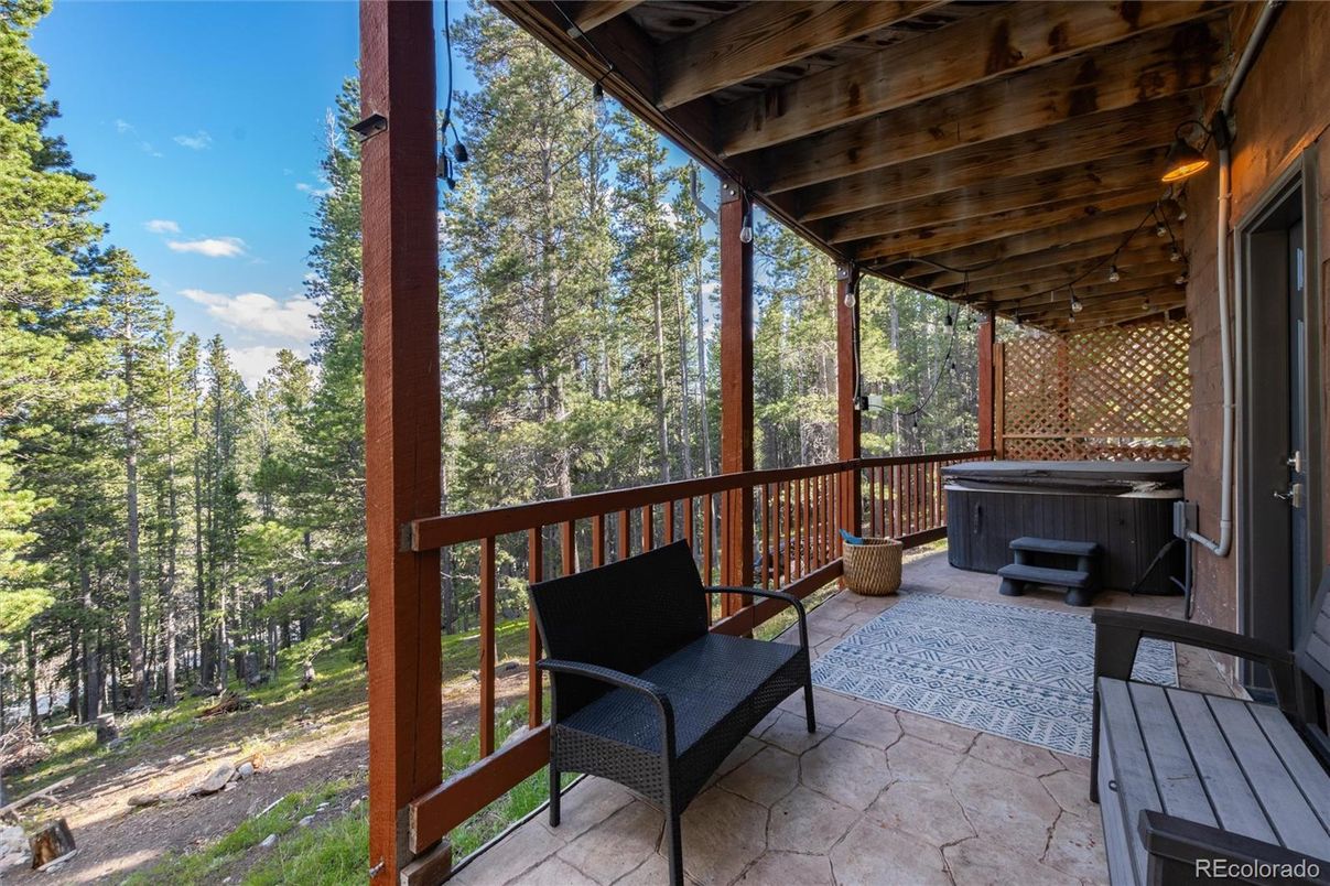 Exterior, Hot Tub