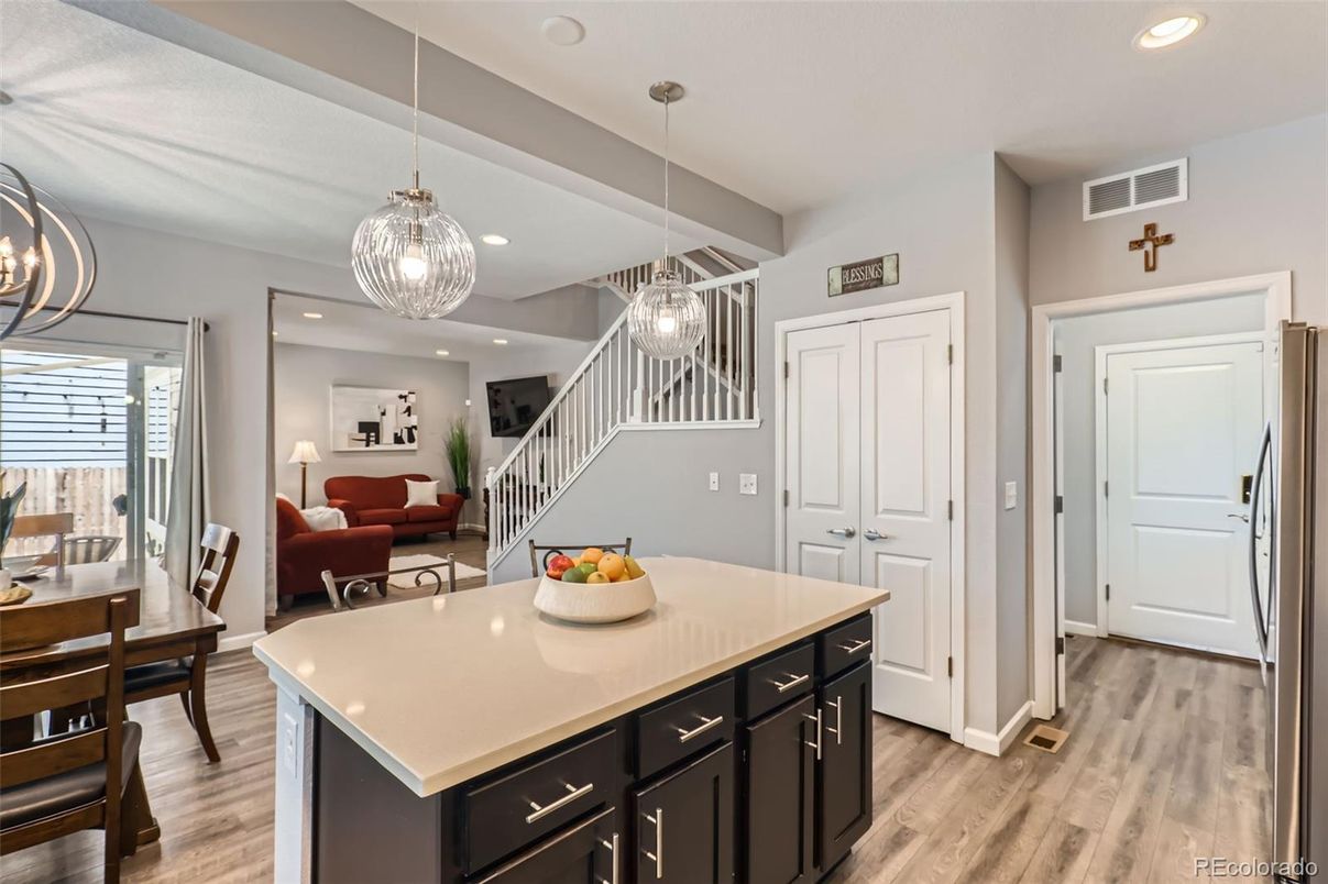 Chandelier, Dining room, Interior, Living room, Pendant Lights, Recessed Lighting, Wood Texture Flooring