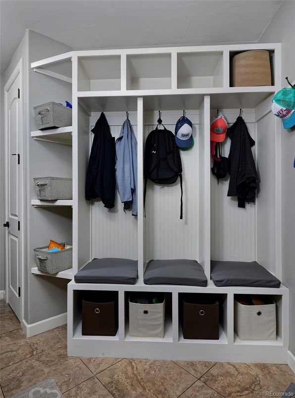Interior, Walk-in Closets