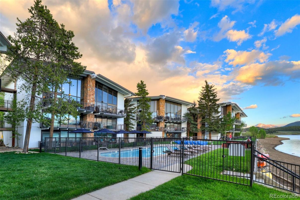 Backyard, Exterior, Pool, Water