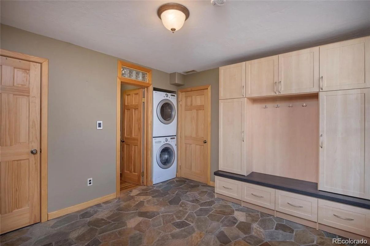 Interior, Utility Closets, Washer