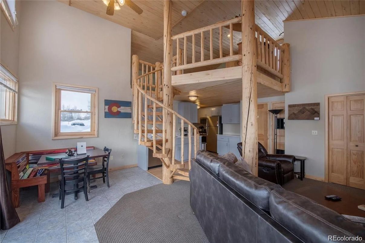 Dining room, Interior, Wooden Ceilings