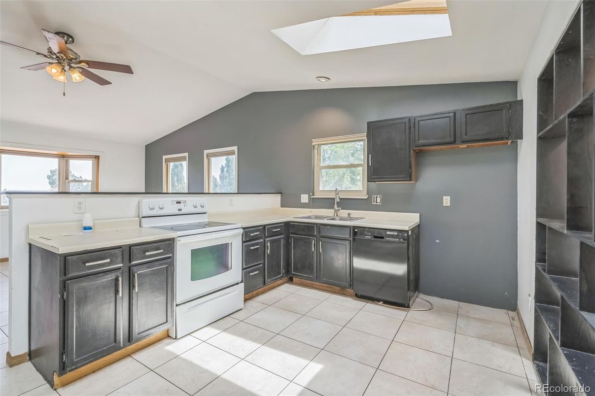 Interior, Kitchen, Recessed Lighting