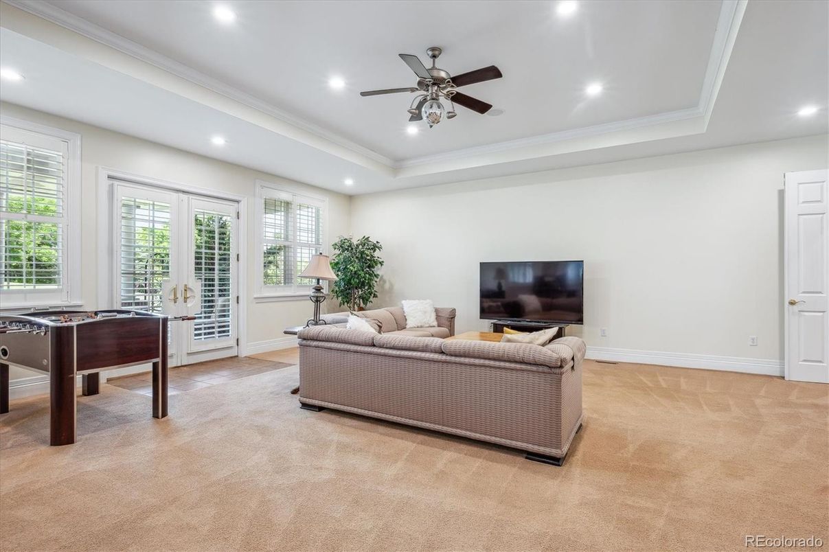 Game Room, Interior, Living room, Recessed Lighting