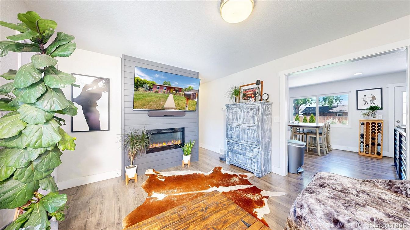 Fireplace, Interior, Recessed Lighting, Wood Texture Flooring
