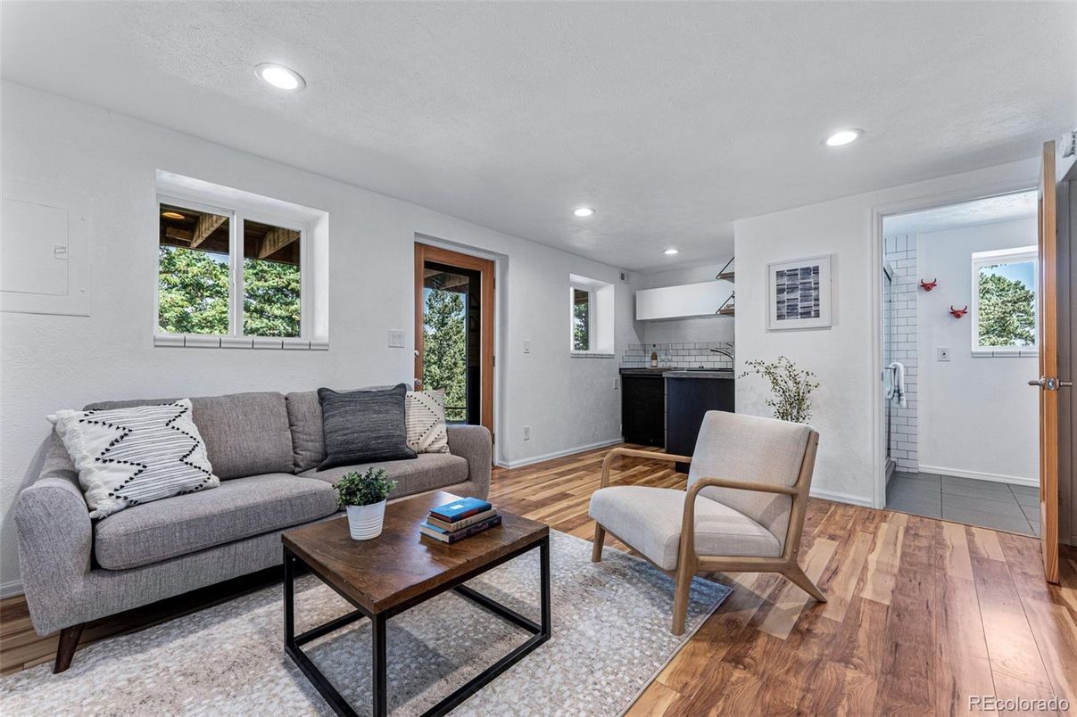 Interior, Living room, Recessed Lighting, Wood Texture Flooring
