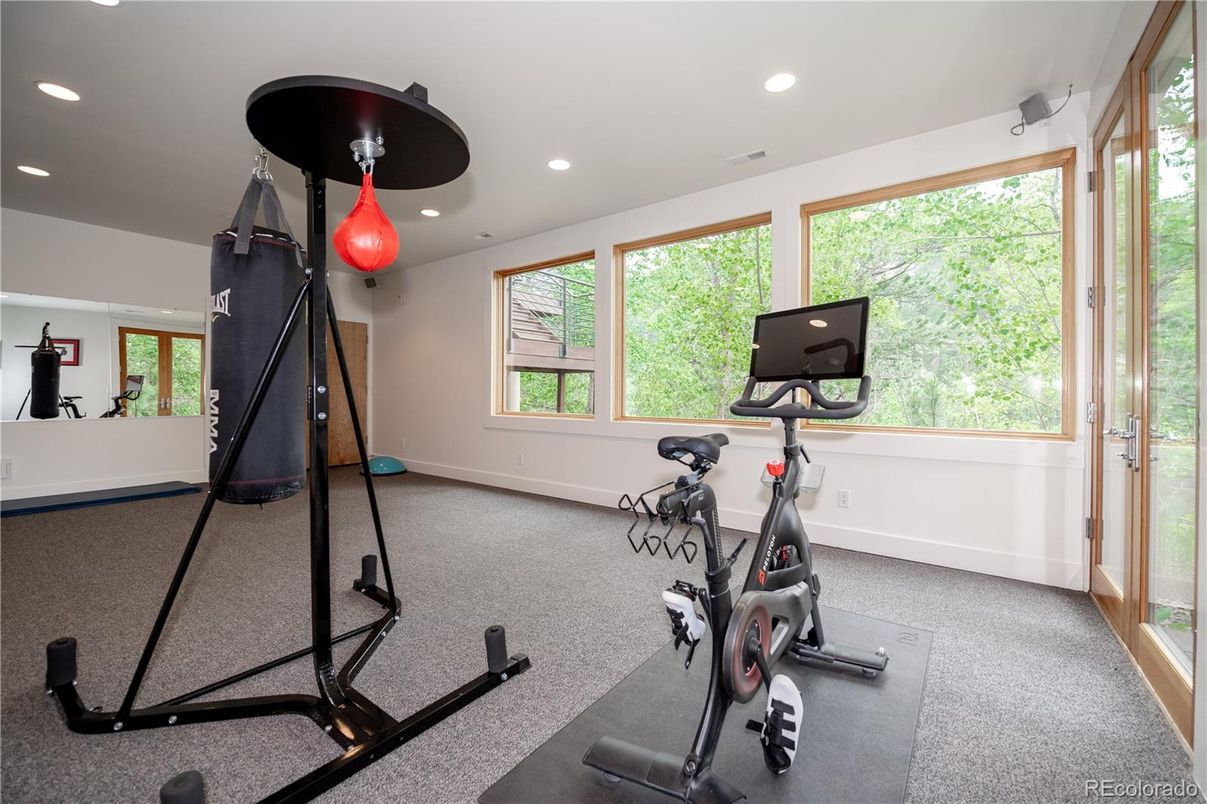 Fitness Equipment, Interior, Recessed Lighting