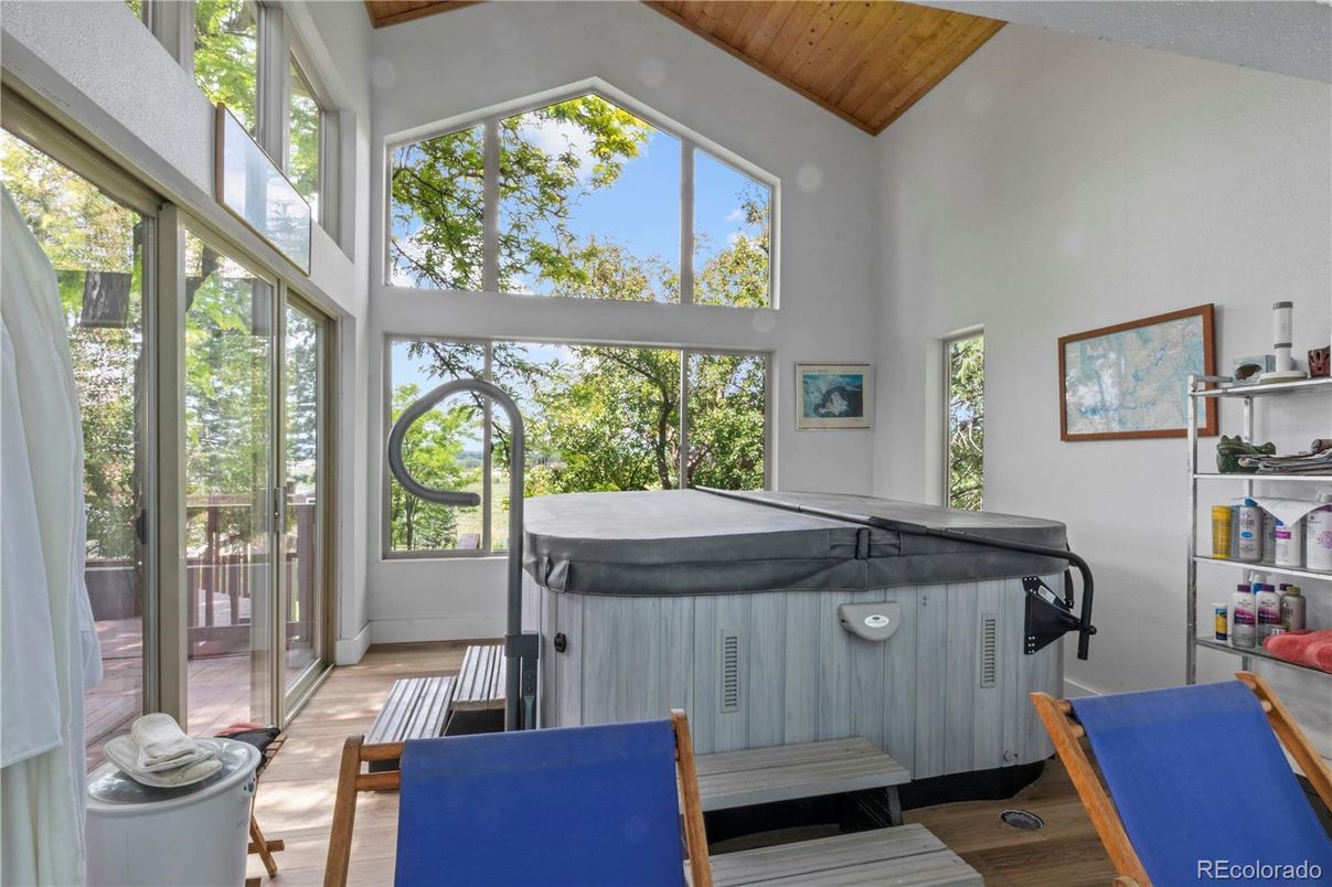 Hot Tub, Interior, Sun Room, Wood Texture Flooring