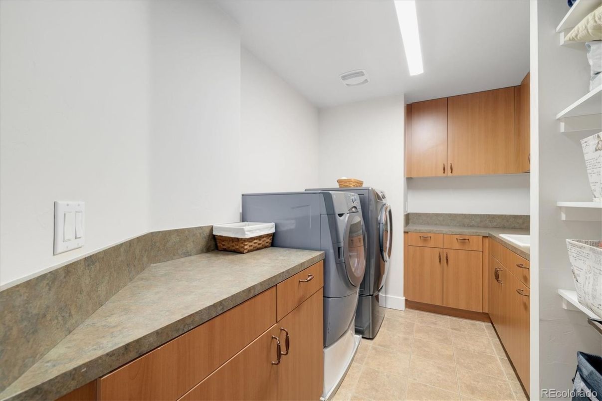 Interior, Recessed Lighting, Washer