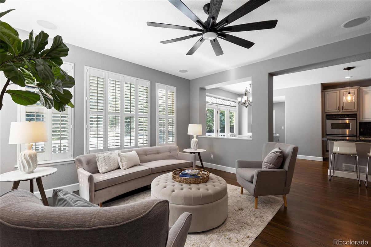 Interior, Kitchen, Living room, Pendant Lights, Stainless Steel Appliances, Wood Texture Flooring