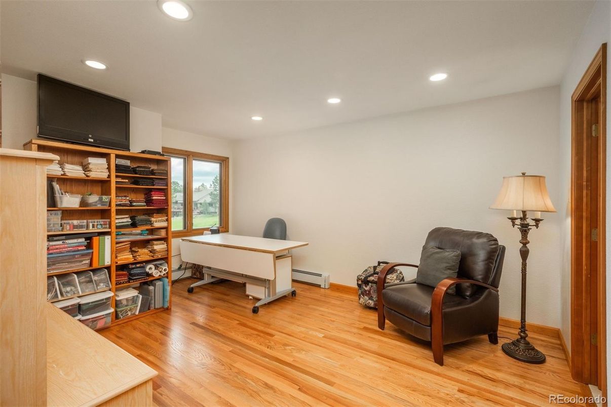 Home Office, Interior, Recessed Lighting, Wood Texture Flooring