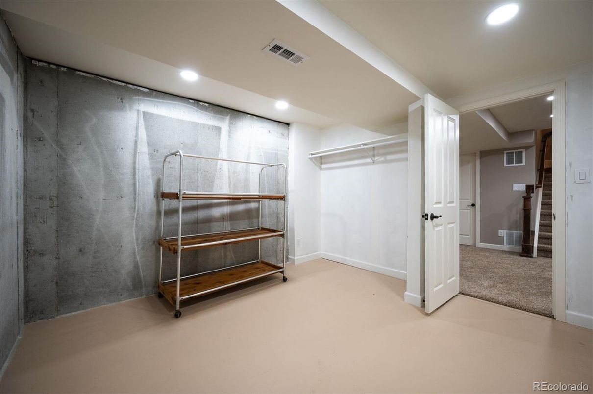 Interior, Recessed Lighting