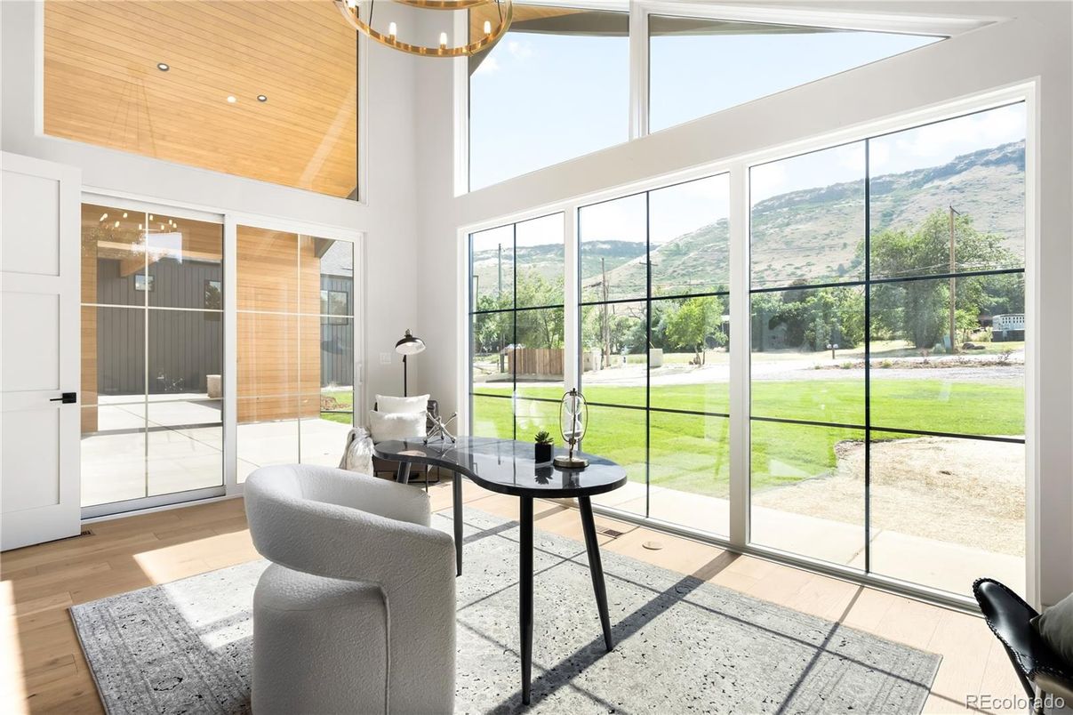 Home Office, Interior, Recessed Lighting, Sun Room, Wood Texture Flooring
