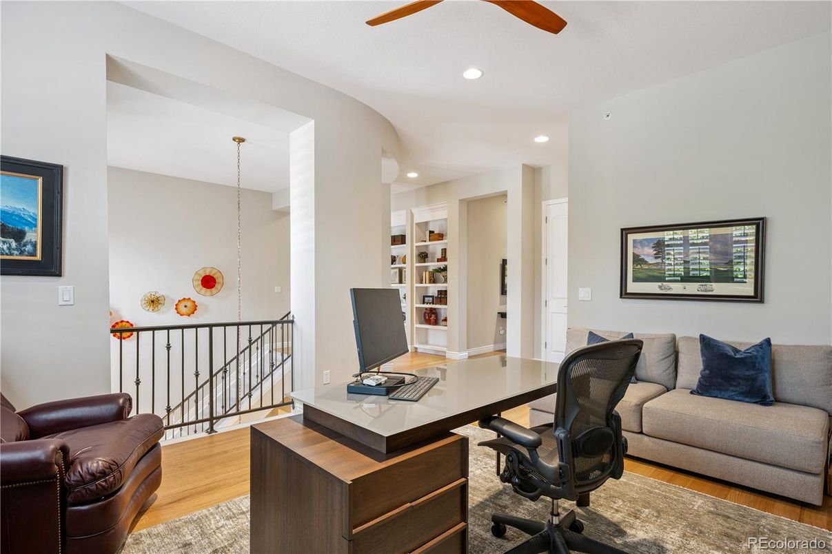 Home Office, Interior, Recessed Lighting, Wood Texture Flooring