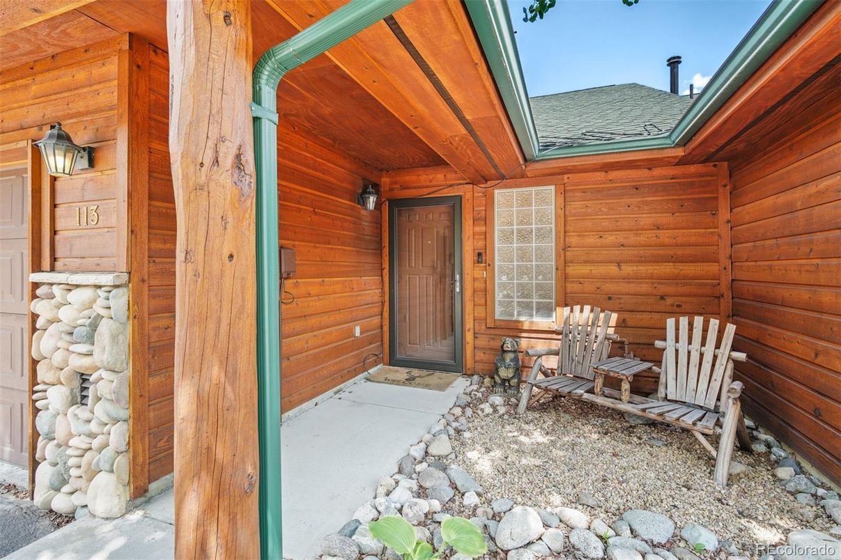 Exterior, Wooden Walls